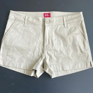 EC Women's Dickies Khaki Shorts - Size 9